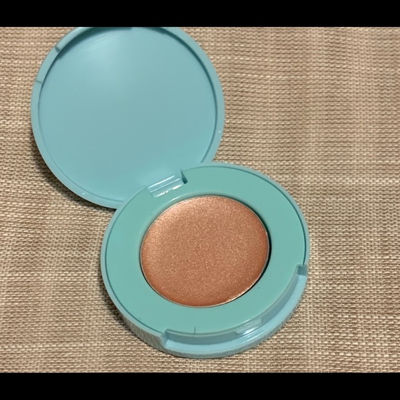 2/$22 ✨ Blush & Shimmer minis set - Picture 5 of 6